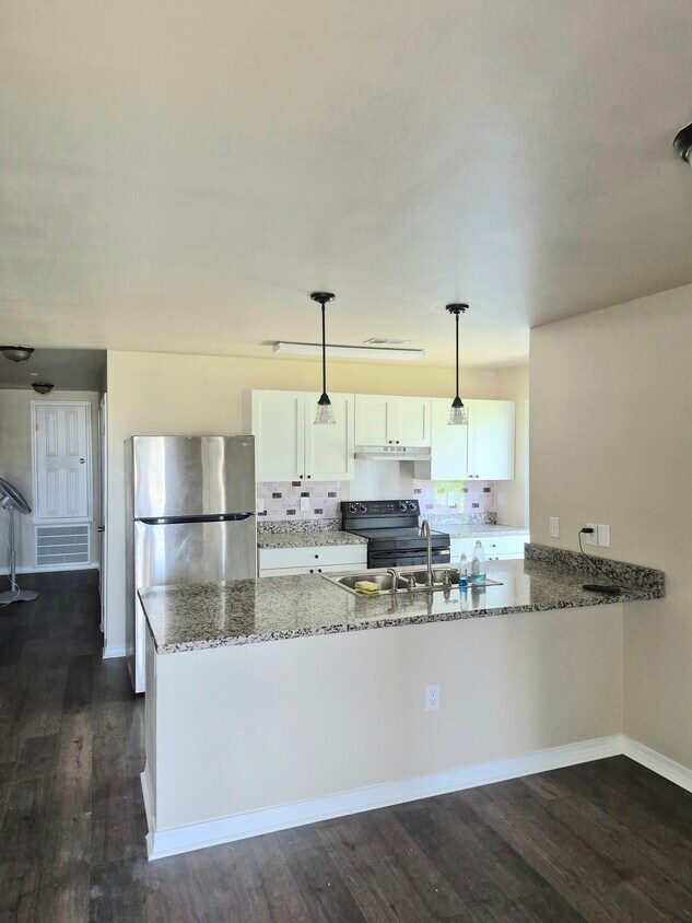 Foto principal - 4311 Dunham St