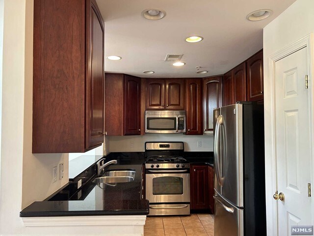 Foto del edificio - 37A Forshee Cir