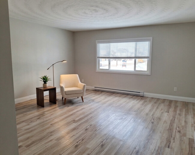 Building Photo - Lilac Place Apartments