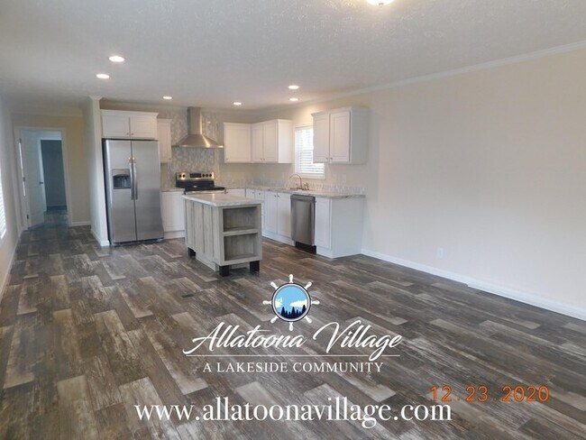 Foto del edificio - Brand New Home with Lake Access! 3BR/2Bth ...