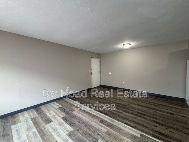 Foto del edificio - 430 Bellbrook Ave