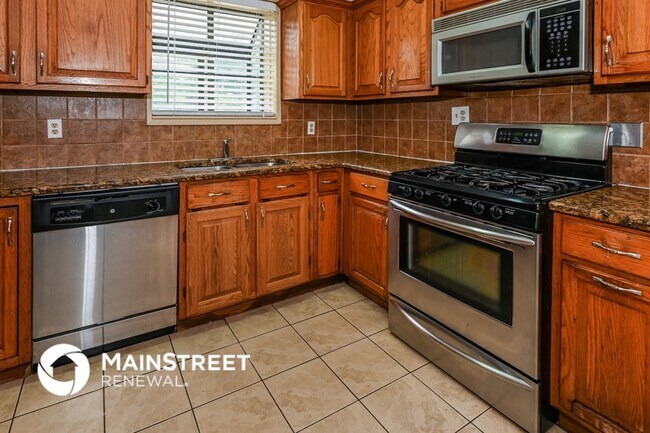 Foto del edificio - 3615 Macgregor Dr