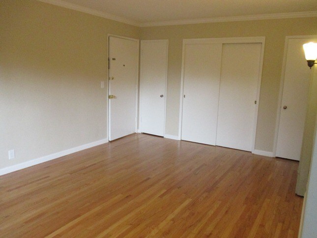 Foto del edificio - 440 Laurel St