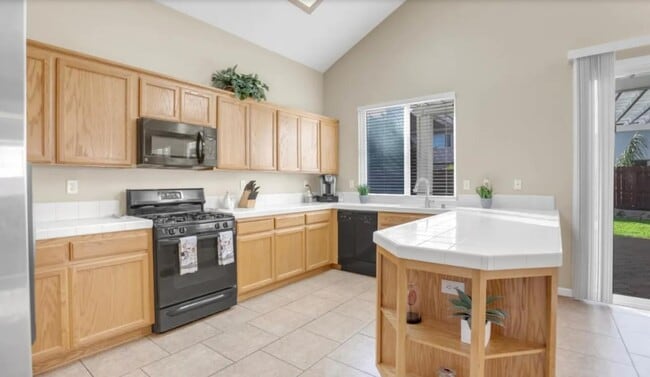 Building Photo - 9412 Viridian Way