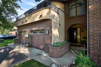 Building Photo - 3120 Dean Ct