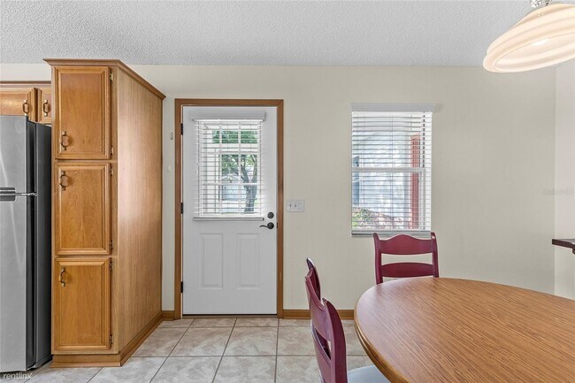 Building Photo - 2 br, 2 bath House - 1207 i Del Toro Drive