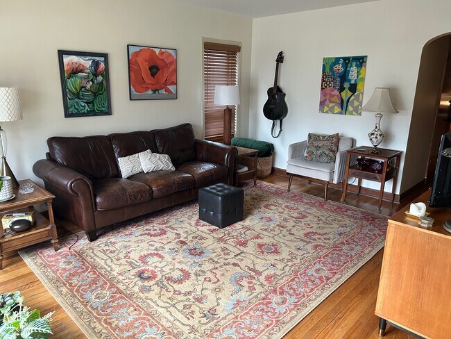 Foto del edificio - 4471 N Woodburn St