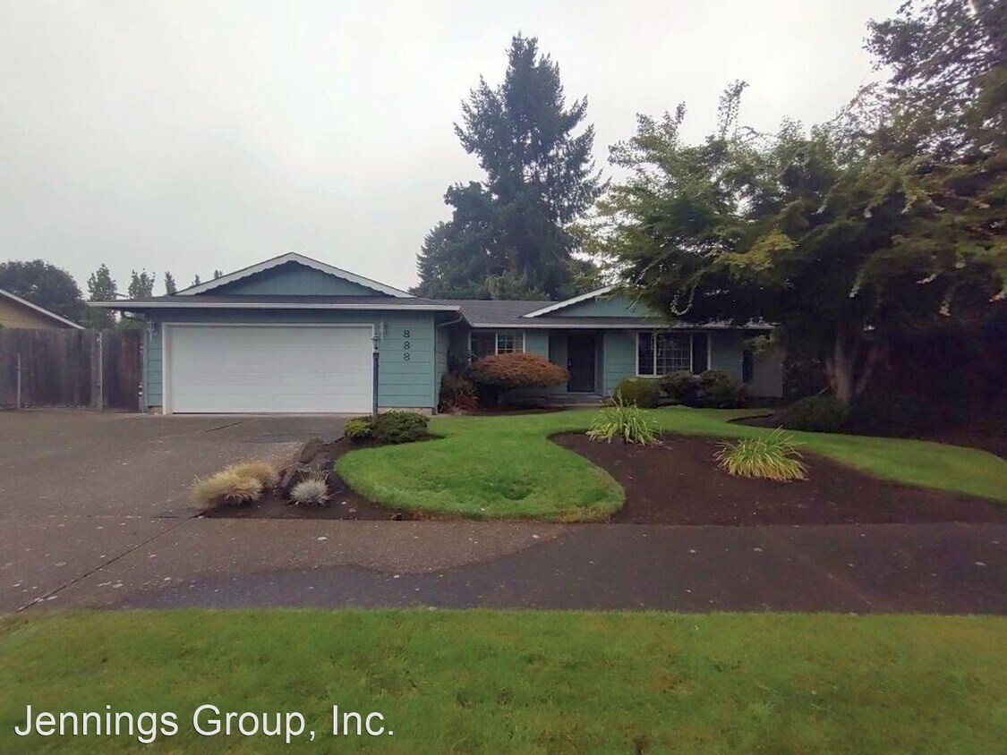 Primary Photo - 3 br, 2 bath House - 888 V St.