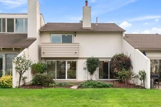 Building Photo - 219 Via Osuna