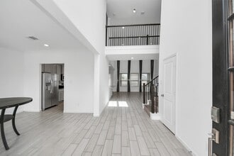 Building Photo - 3007 Velda May Dr