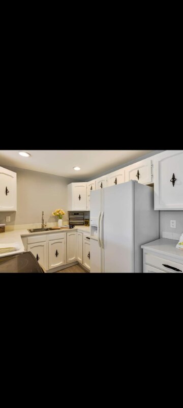 Foto del edificio - 3910 NE 6th St