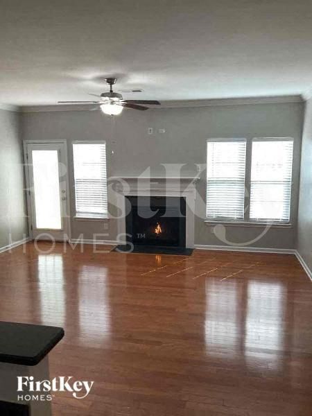 Foto del edificio - 15625 Troubadour Ln