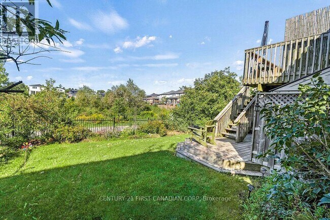 Photo du bâtiment - 1841 Foxwood Ave