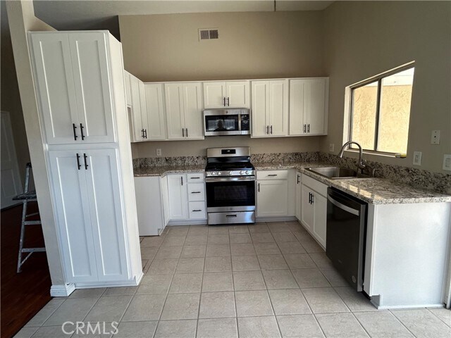 Foto del edificio - 584 Le Harve Ave