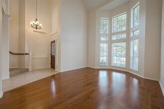 Building Photo - 21411 Willow Glade Dr