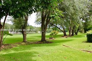 Foto del edificio - 3550  Estepona Ave  20-B-1 Doral Fl 33178