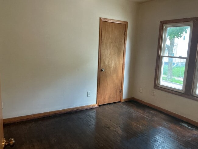 Foto del edificio - 3133 W Clybourn St