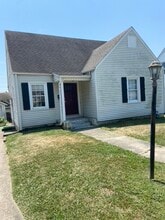Building Photo - 1747 Whitener St