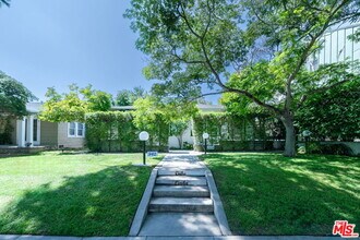 Building Photo - 942 Lincoln Blvd