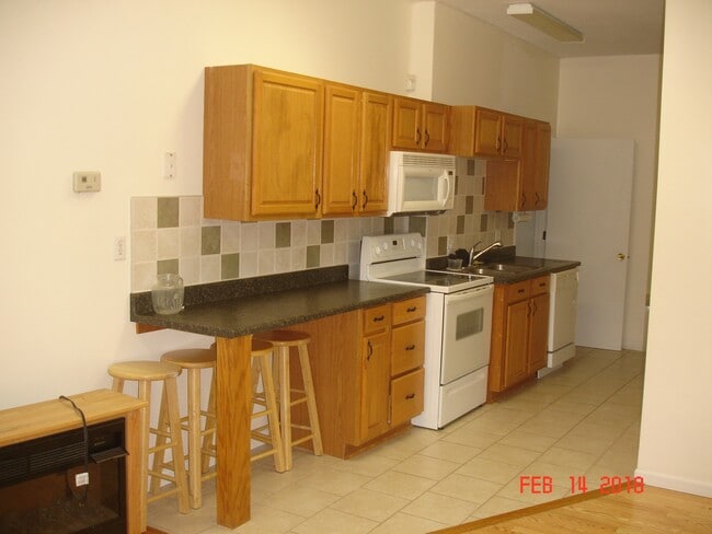 Building Photo - 503 SE 325th Rd