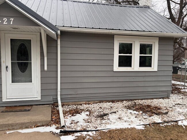 Foto del edificio - 2 bedroom home in Boone, fenced in yard, great for families!