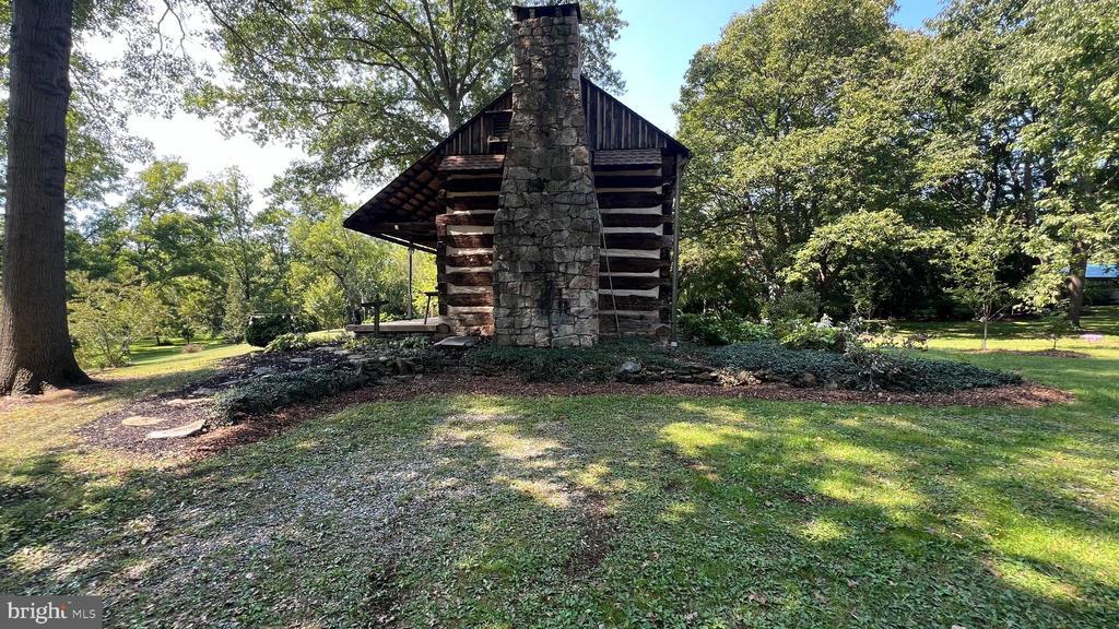 Primary Photo - 511 Creekview Ln
