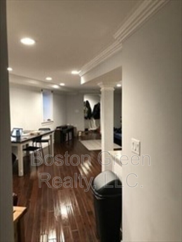 Foto del edificio - 140 Marcella St