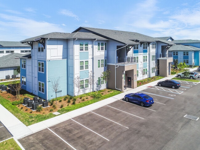 Foto del edificio - Orchid Lake Apartments