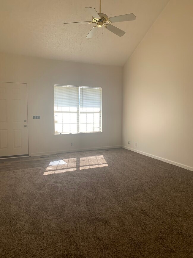 Living Room - 921 Colo Cv