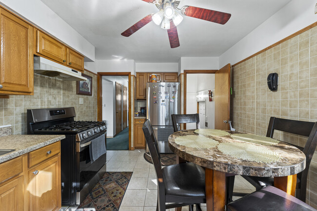 Foto del edificio - 609 Linden Ave