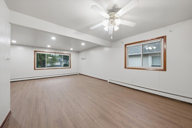 Foto del edificio - 2521 Lewis St