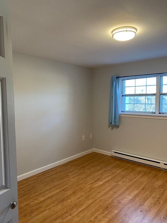 Foto del edificio - 46 Greentree Ln