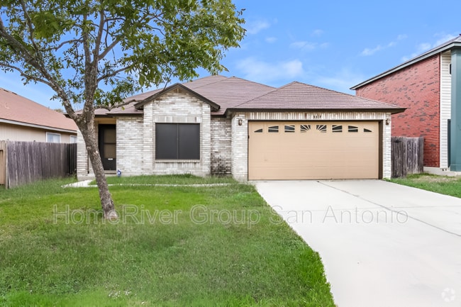 Building Photo - 8019 Chestnut Cedar Dr
