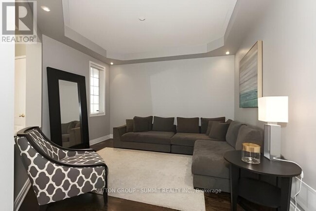 Photo du bâtiment - 3606 Jorie Crescent