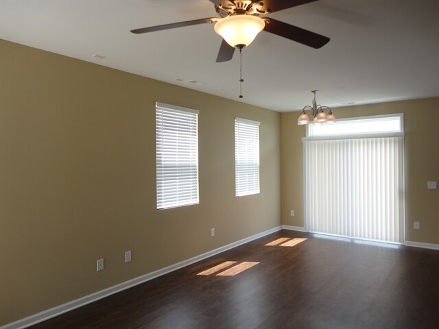 Building Photo - 3725 Marshlane Way