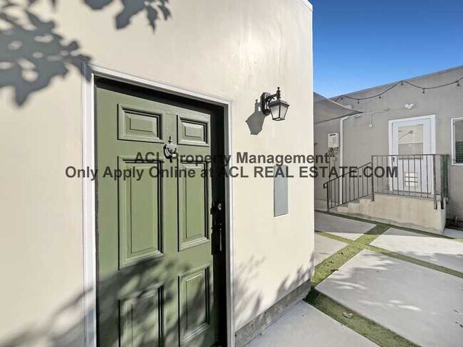 Foto del edificio - Beautiful, Modern and Affordable Studio Home For Rent