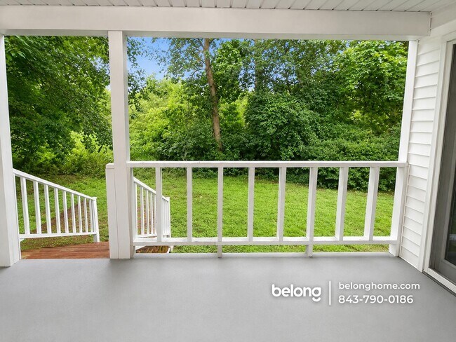 Building Photo - 129 Springwoods Lake Point