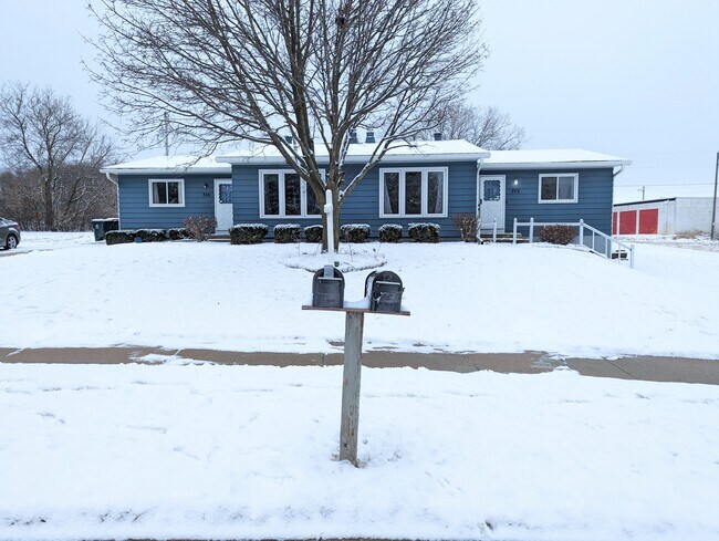 Frente del edificio - 712 Brandie Rd