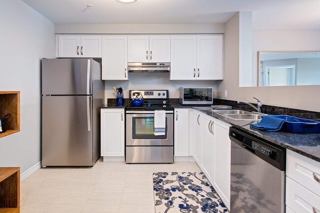 Building Photo - 1042 Paisley Rd