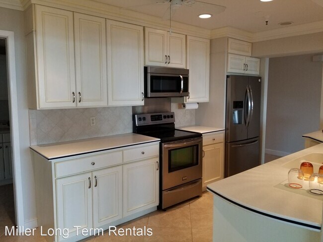Building Photo - 3 br, 2 bath House - 2 Village North 2 Com...