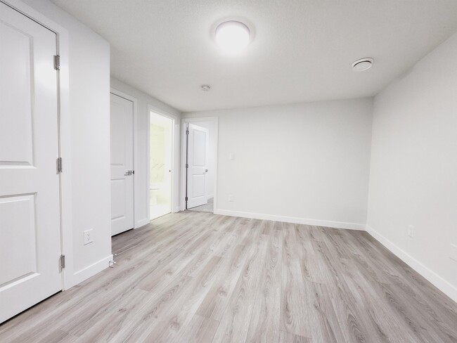 Building Photo - 9475 Colak Ln SW