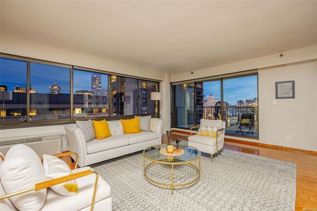 Building Photo - 2Bd/1.75Ba Seattle Condo