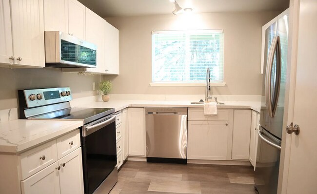 Foto del edificio - Spacious 3-Bedroom Gem in Gig Harbor - You...