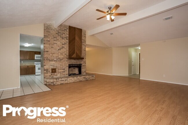 Building Photo - 7302 Thicket Trail Dr