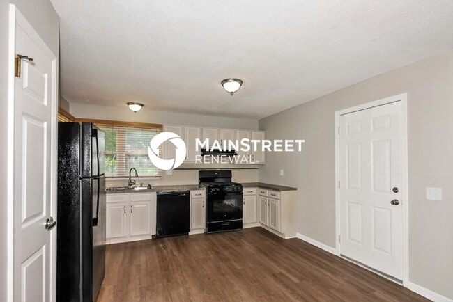 Foto del edificio - 3 Bedroom Pet-Friendly Home in ST PETERS, MO with Main Street Renewal