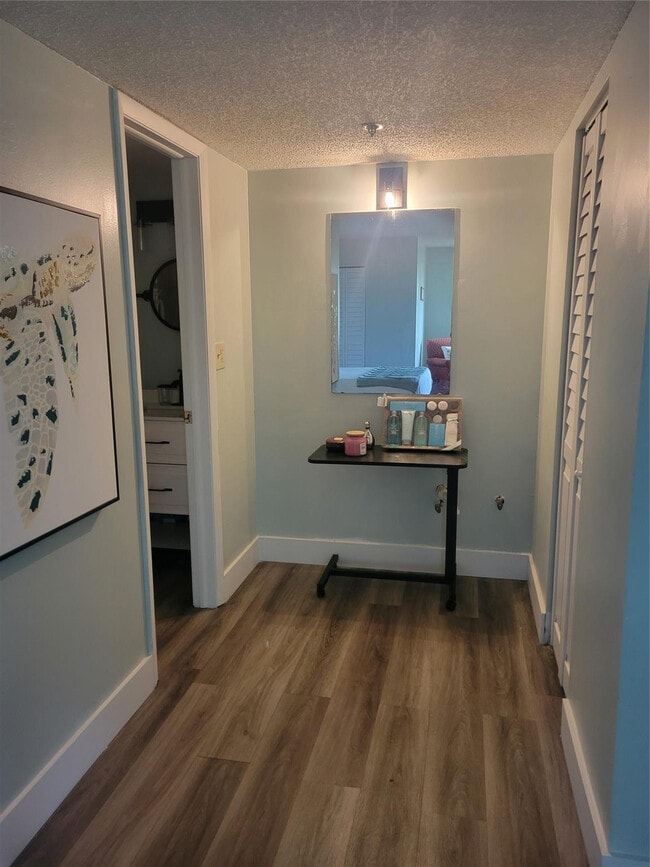 Foto del edificio - 3940 Inverrary Blvd