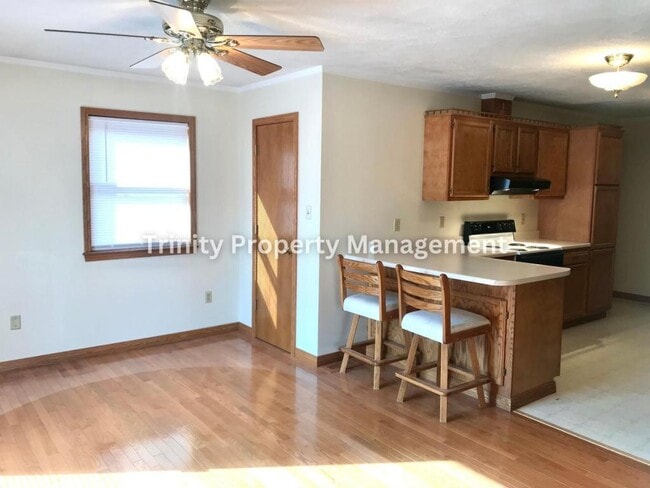 Foto del edificio - 1419 W Pike St