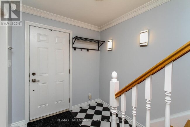 Building Photo - 179 Genest St