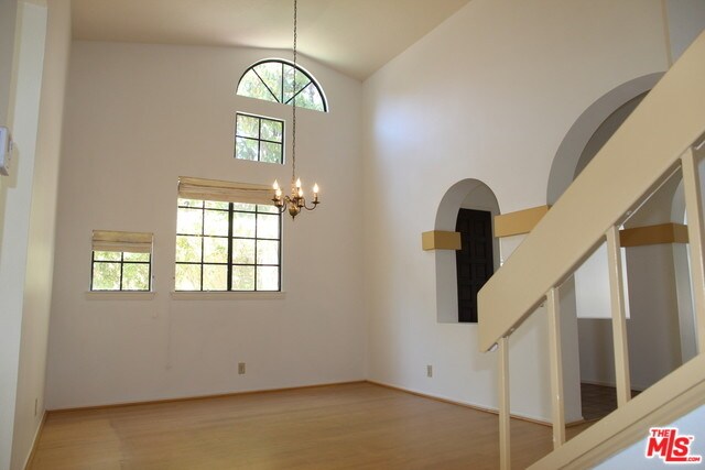 Building Photo - 10464 Colina Way