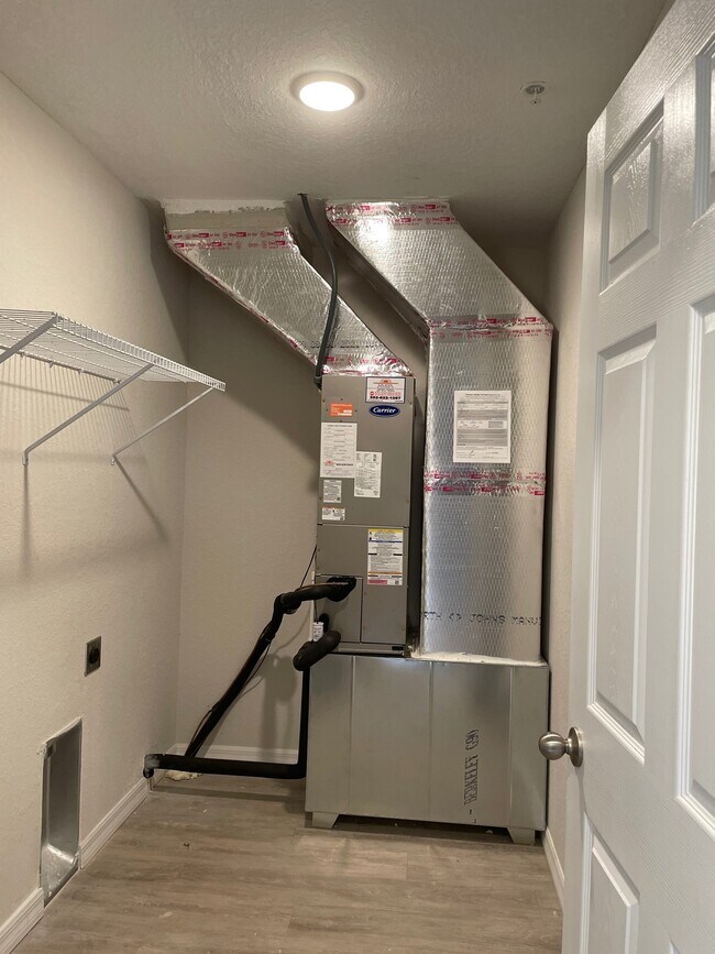 Foto del edificio - Brand New 1BR/1BA Quad for Rent in Ocala I...